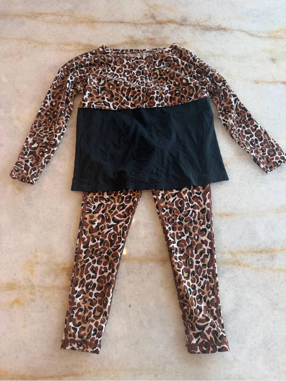Lilly Putlizer Luxletic Girls Leopard Print Matching Set - Sz M 6/7